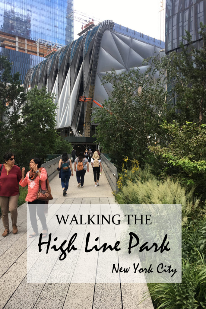 Walking the High Line in New York - Travel for a Living